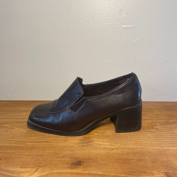 Vintage Brown leather heels - Picture 2 of 4